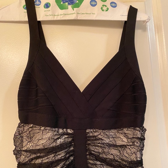 Rusched black lace dress - Picture 1 of 8